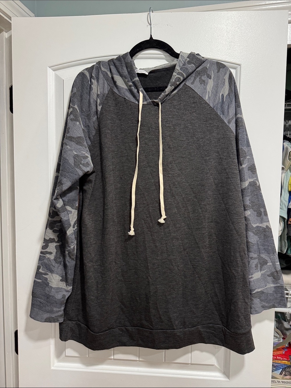 chic soul 2xl camo hoodie